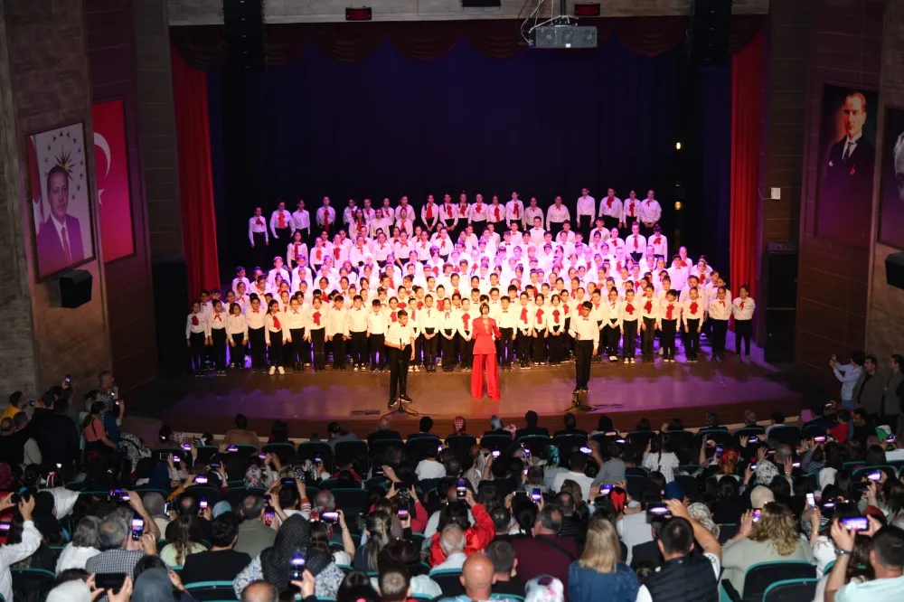 Milli Eğitim Çocuk Korosu’ndan 23 Nisan konseri