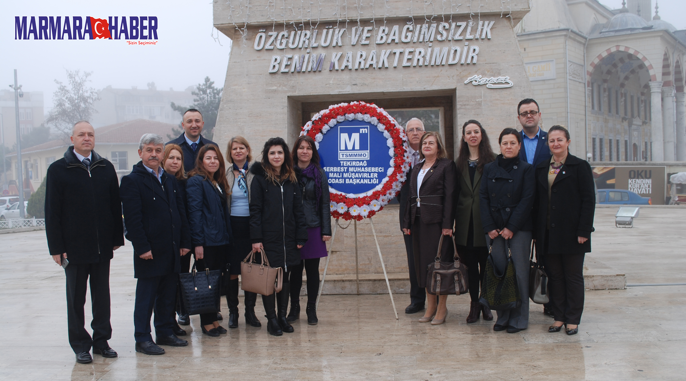 Muhasebeciler, Atatürk Anıtı