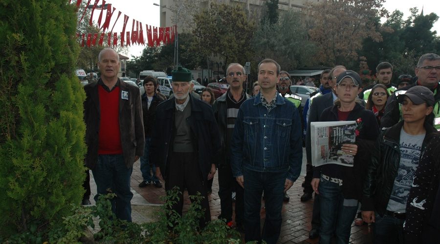 CHP’den andımız protestosu