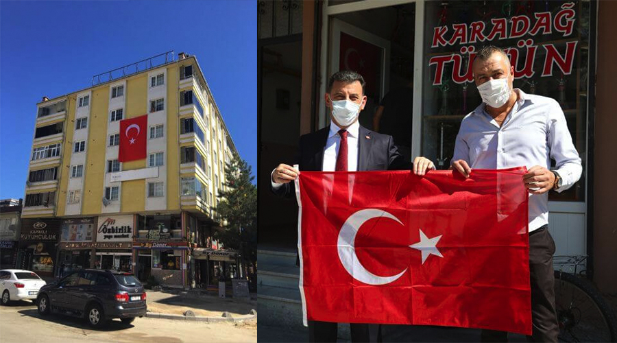 Kapaklı Belediyesi Türk bayrağı dağıttı