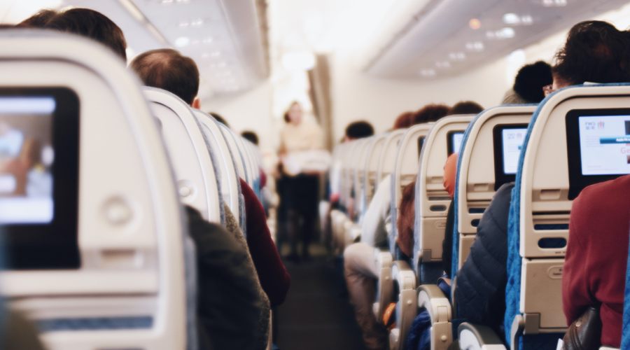 Uçak yolculukları sonrası kulak rahatsızlıklarına dikkat