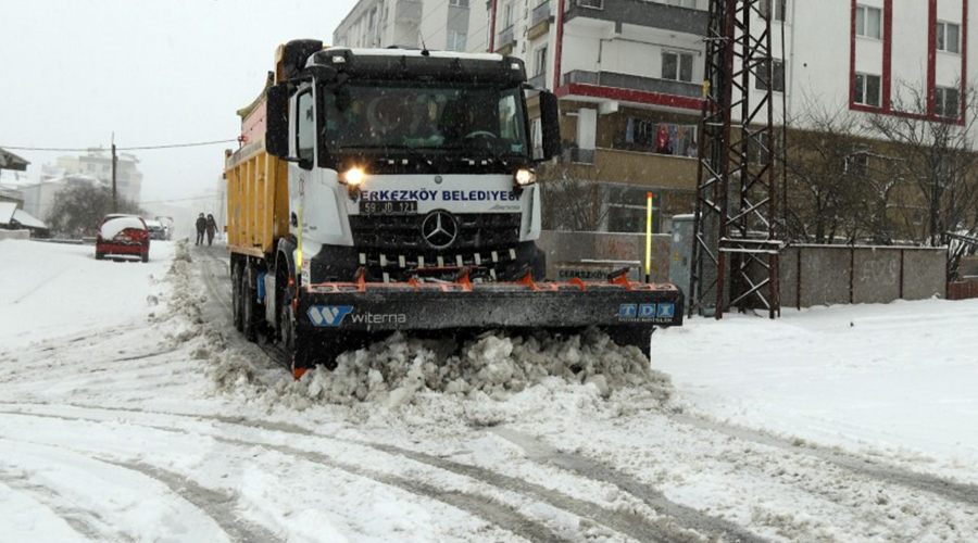 Belediye karla mücadele çalışmalarına odaklandı