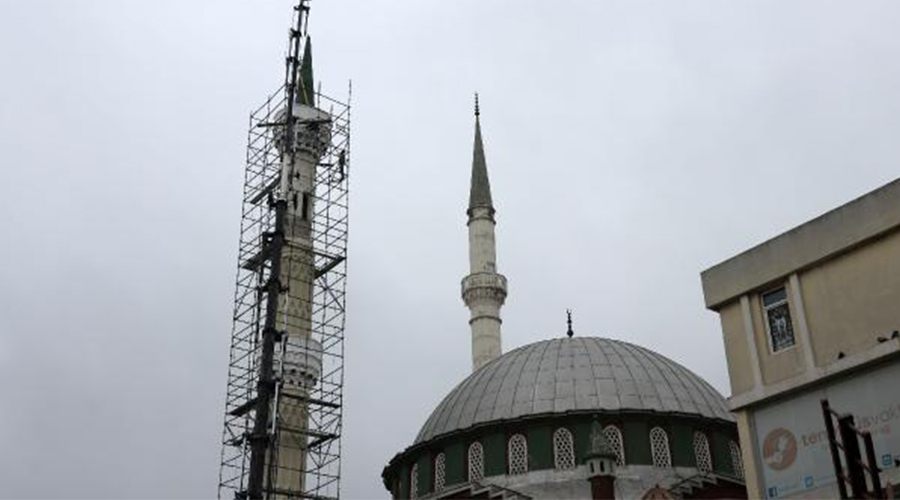 İki Minareli Çarşı Camii