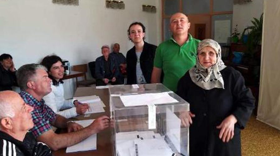 Bulgaristan, seçmenler sandık başına gitti