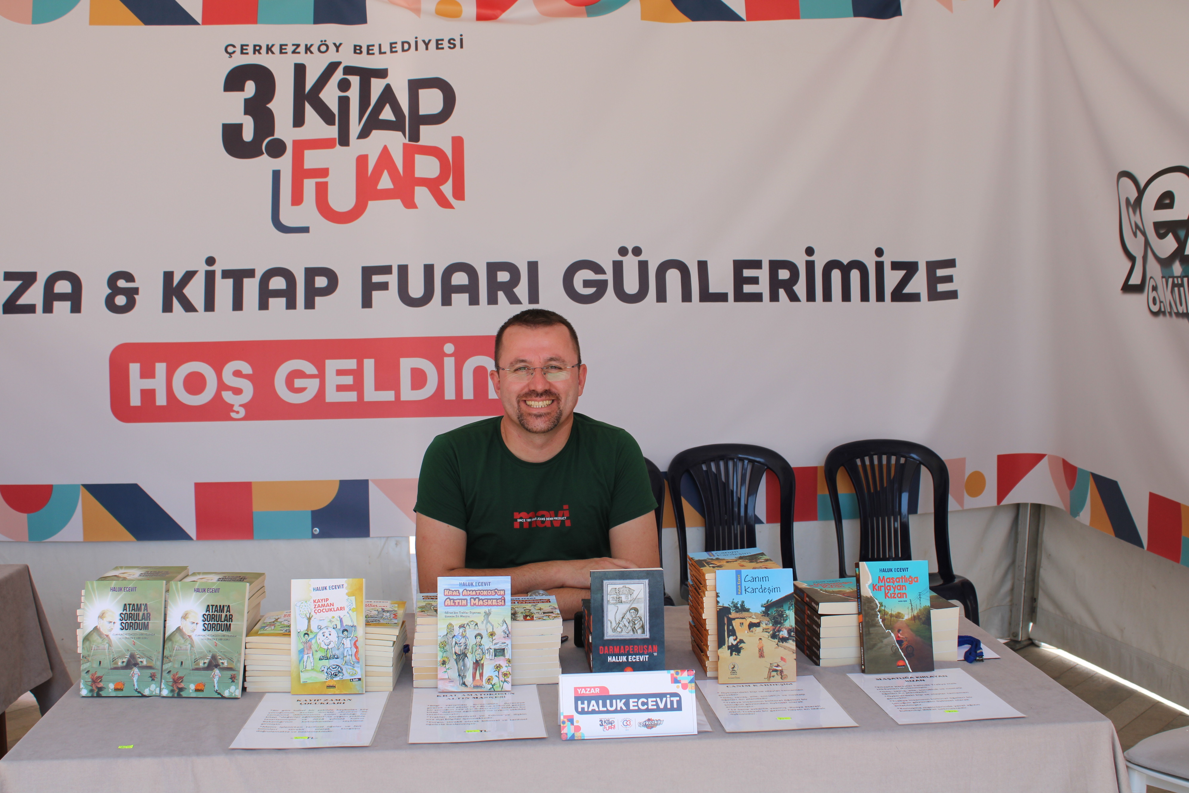 Haluk Ecevit, Çerkezköy Kitap Fuarı’nda okurlarıyla buluştu