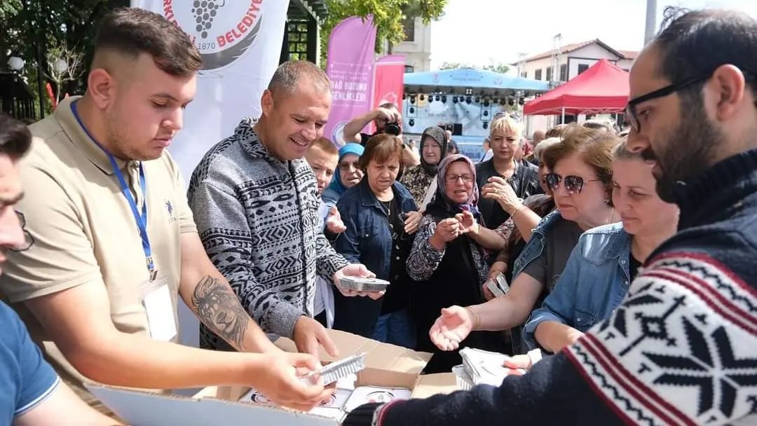 Bağ bozumu şenlikleri, dolu dolu geçti