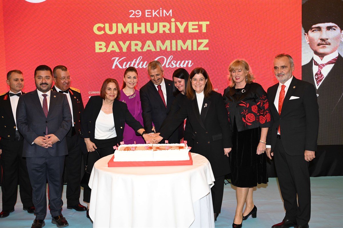 Sezer: Cumhuriyet, bizim için bir ruhtur