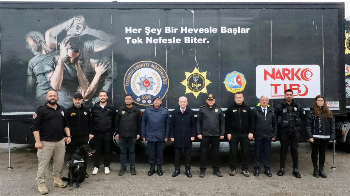 Narkotik TIR Kırklareli’nde ziyarete açıldı