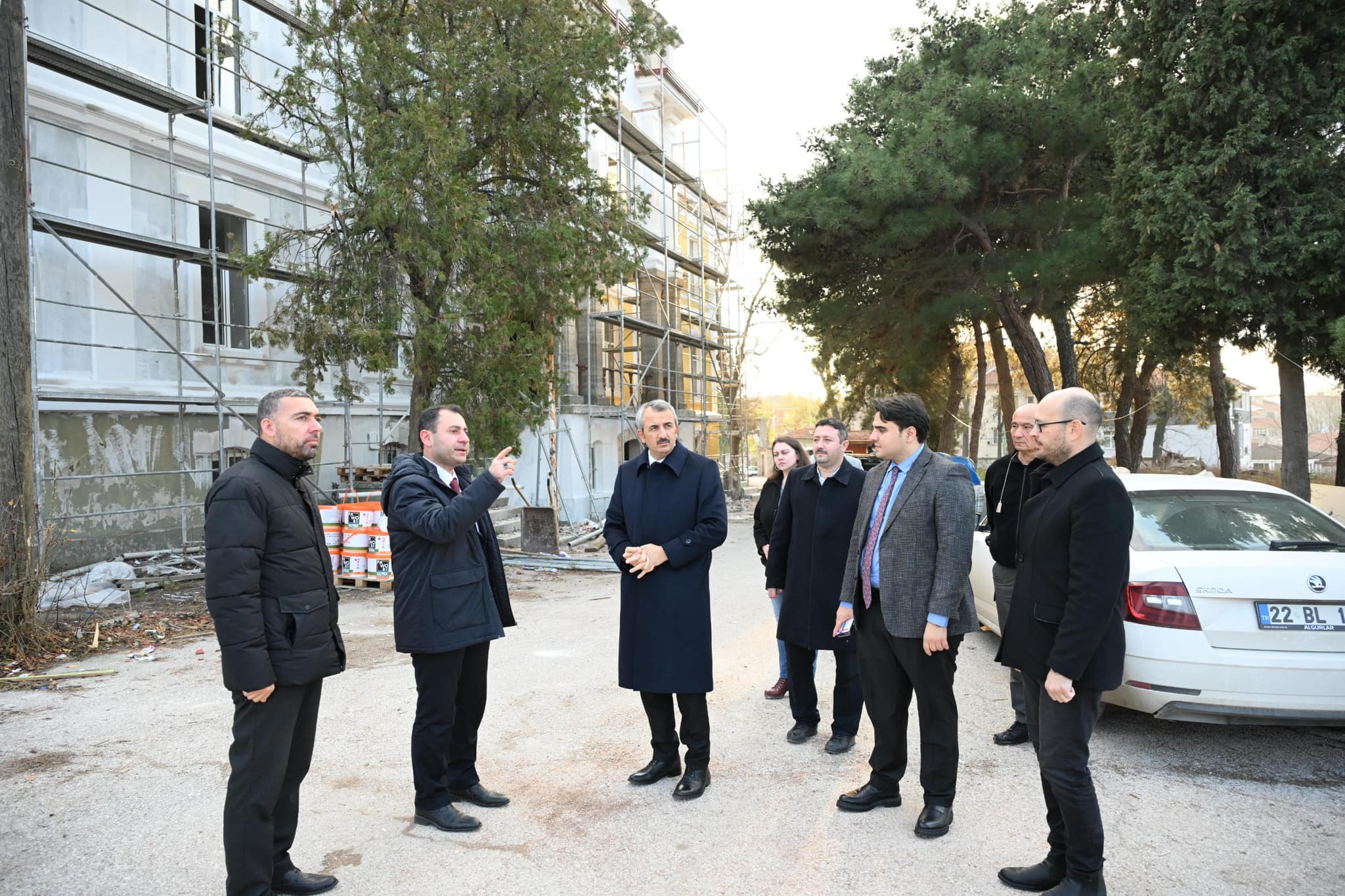 “Değerlerimizi bir bir ayağa kaldırıyoruz”