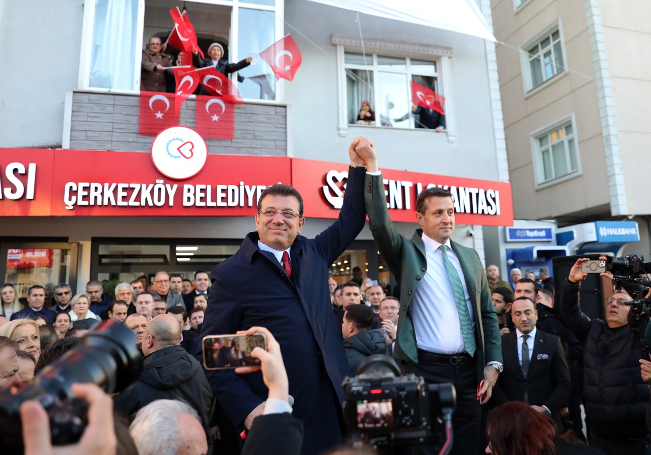 Akay, seçim vaadini yerine getirdi: Kent Lokantası, Köşem’de hizmete sunuldu 