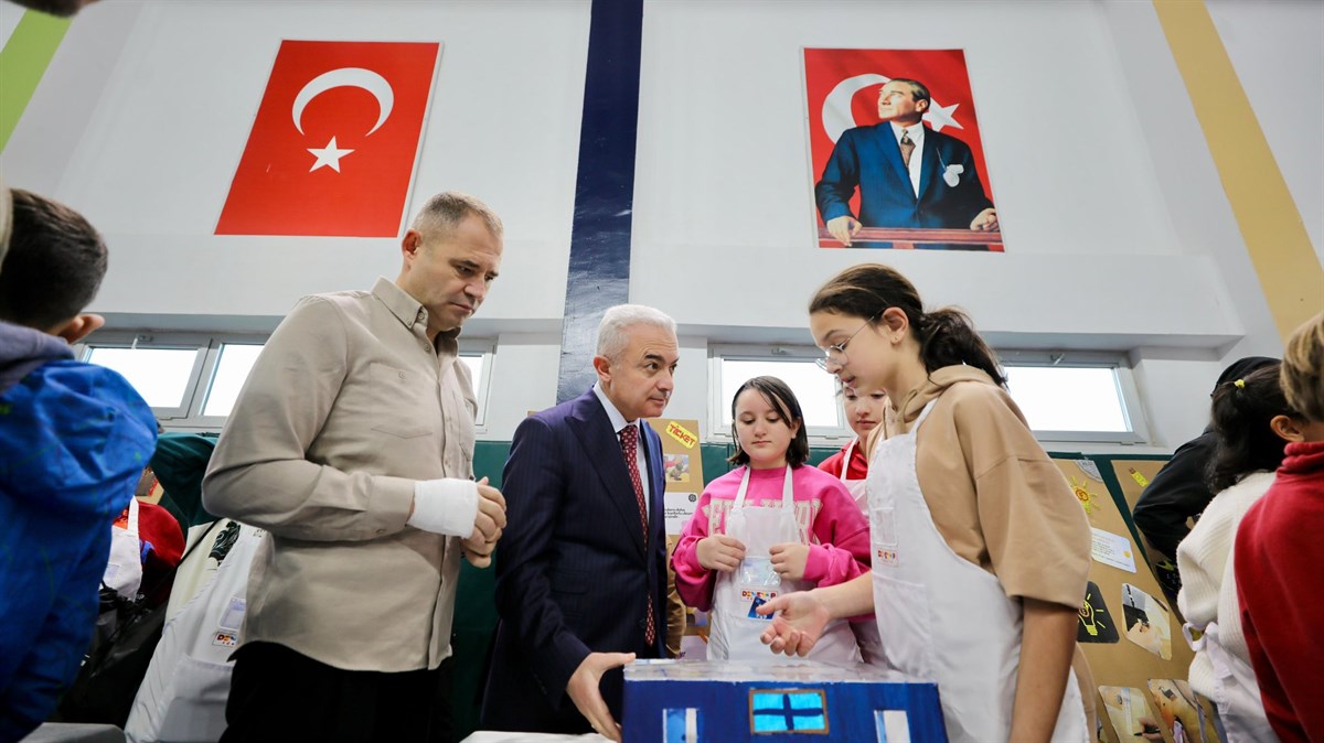 ‘Hayalimdeki Yolculuk’ temalı Bilim Şenliği düzenlendi