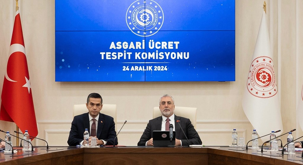 2025 yılında uygulanacak yeni asgari ücret 22 bin 104 TL