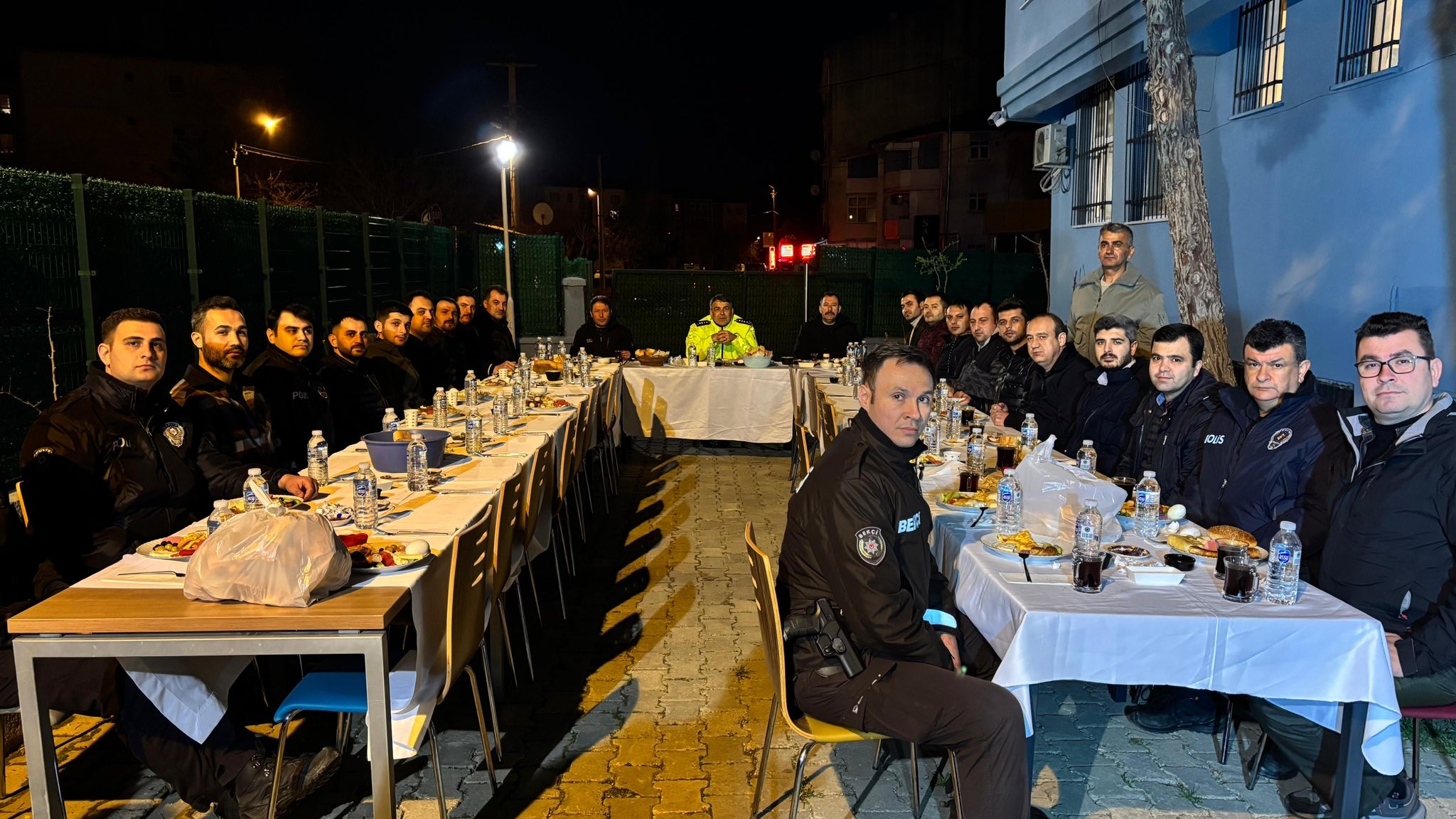 Karaburun, personelle sahurda buluştu