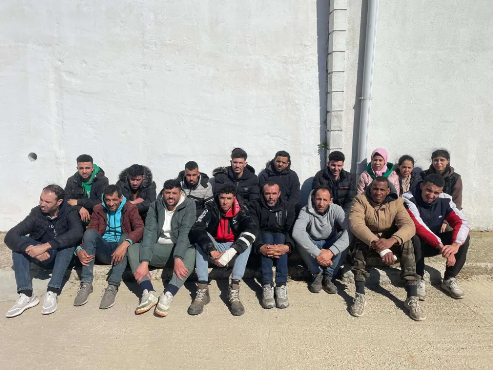 İpsala’da 17 kaçak göçmen yakalandı 