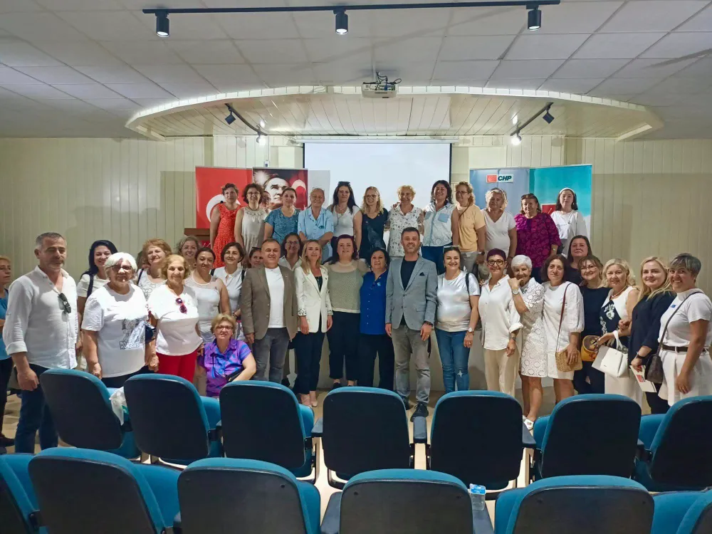 Kadın Kolları Başkanı Erözkan güven tazeledi