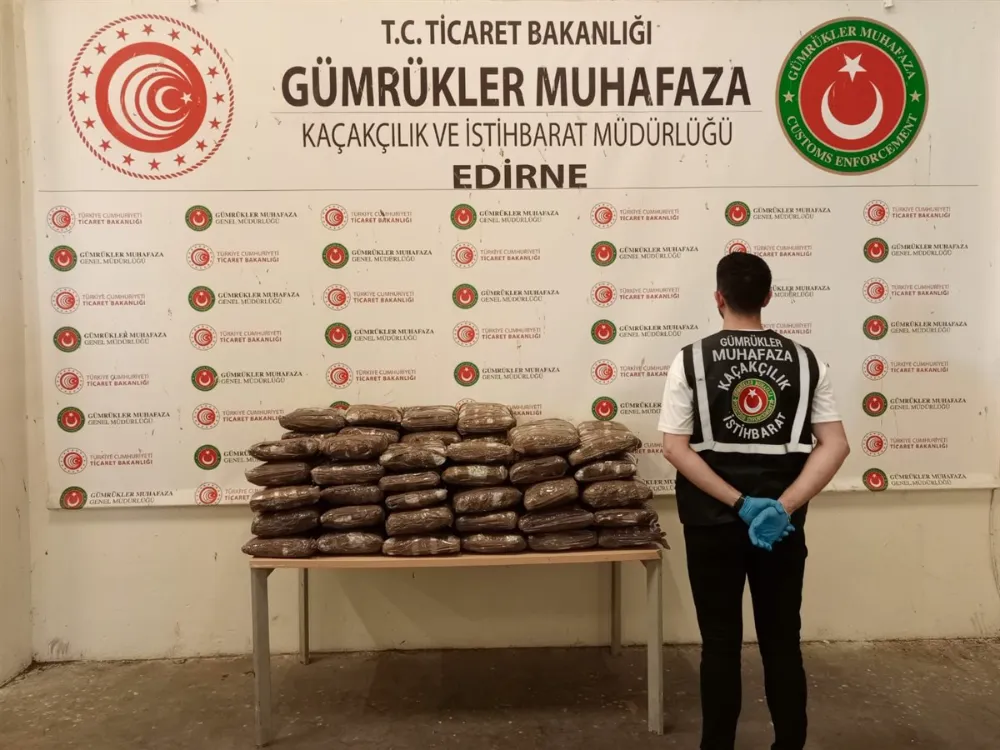 1 ton 108 kilogram uyuşturucu ele geçirildi