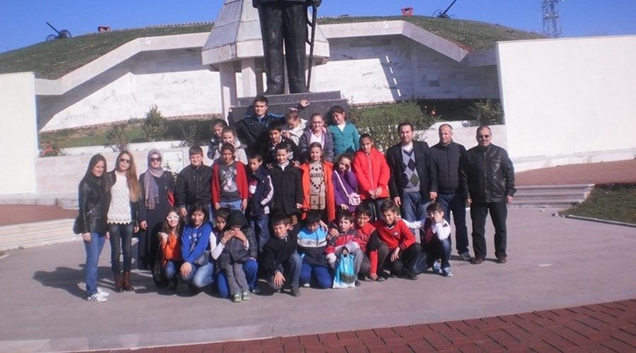  Öğrenciler Edirne’yi gezdi
