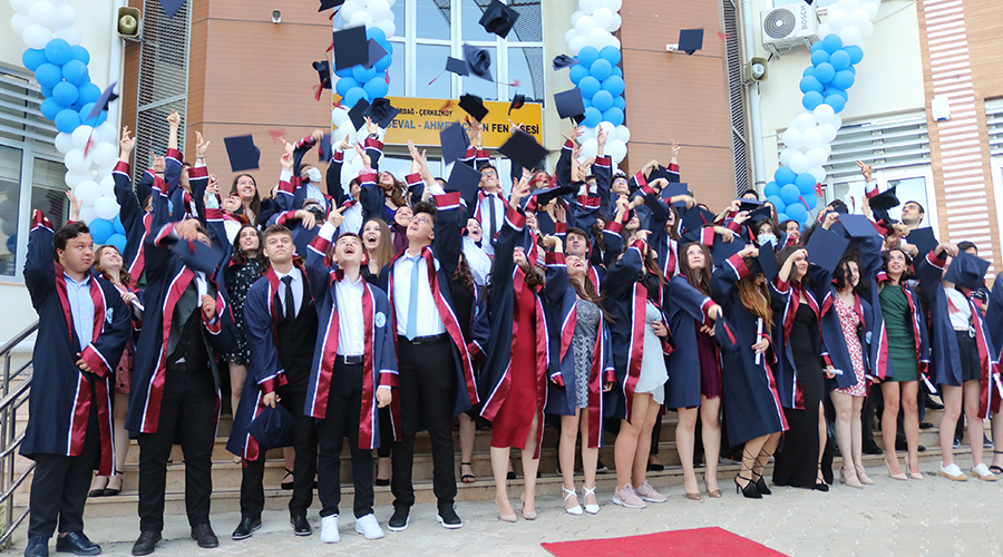 Seval - Ahmet Çetin Fen Lisesi ilk mezunlarını verdi