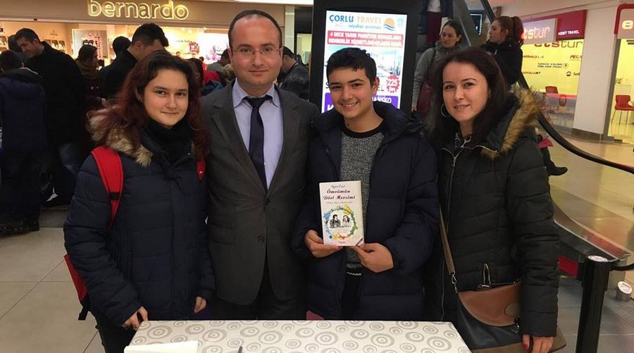 Ünlü yazar Ramis Çınar okurlarıyla buluştu