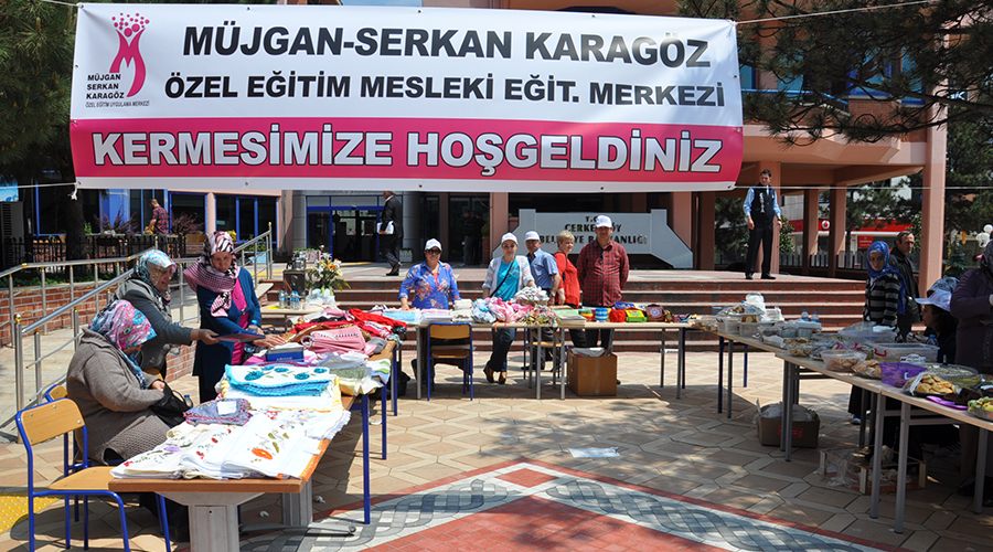 El emeği göz nuru 'Özel Kermes'